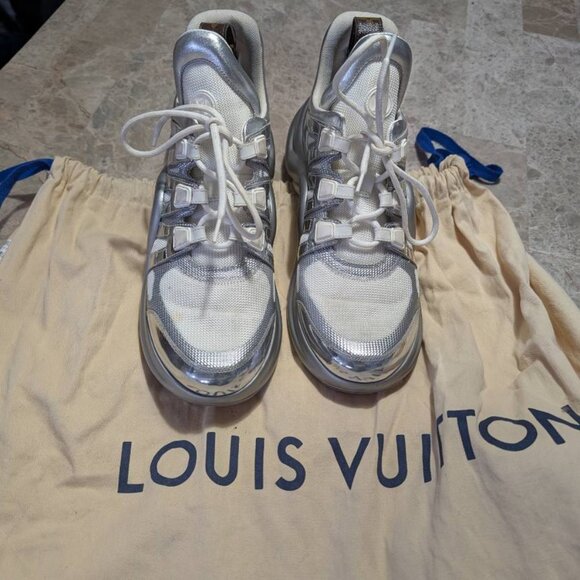 LOUIS VUITTON ARCHLIGHT-AUTHENTIC-GUARANTEED! - Picture 1 of 11